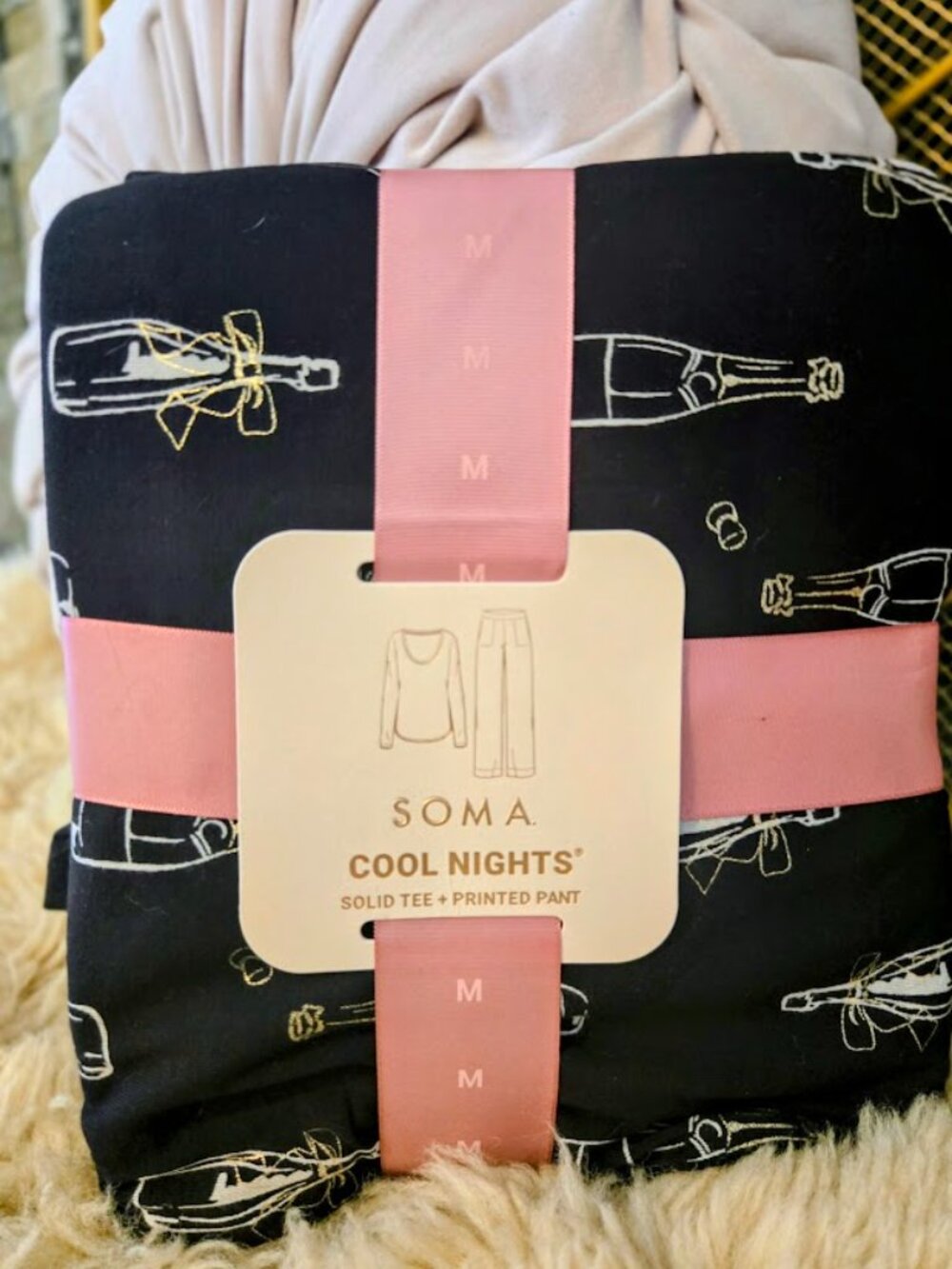 Soma Cool Nights Packaged Pajama Set Black Gold Champagne Size M - Picture 2 of 3